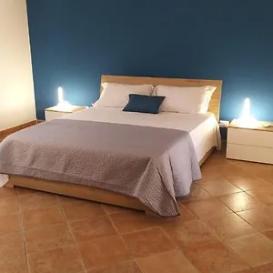  Apartment Centre